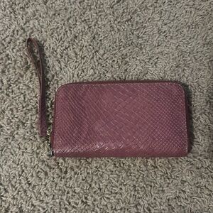 Wristlet